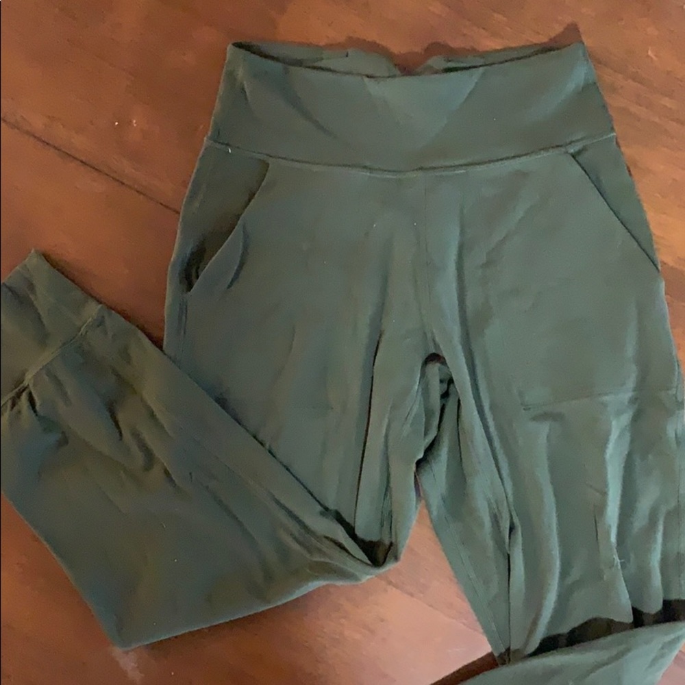 Lululemon joggers